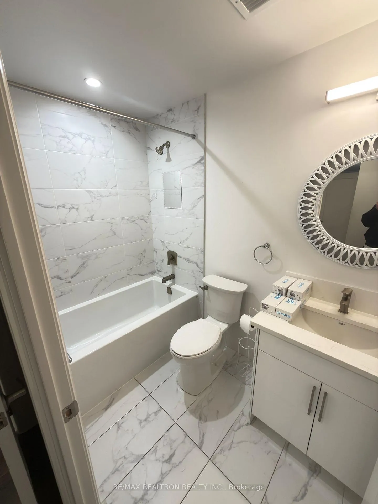 Photo 12 of Unit 1306, 500 Brock Avenue, Burlington, Brant — HOMEH