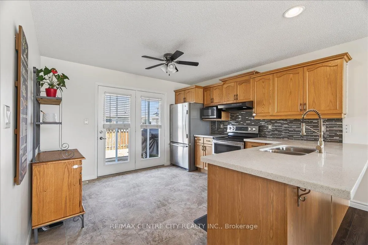 Photo 13 of 71 Middlesex Drive, Strathroy-Caradoc, NE — HOMEH