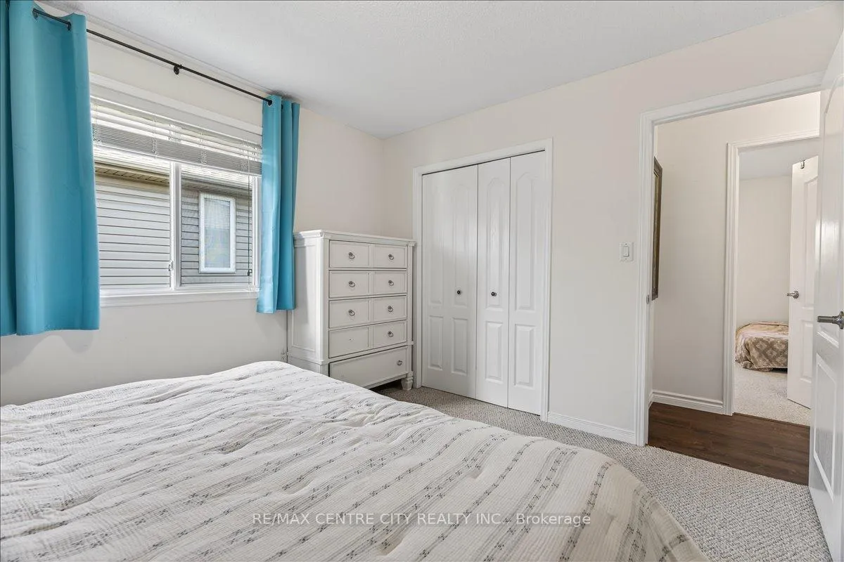 Photo 19 of 71 Middlesex Drive, Strathroy-Caradoc, NE — HOMEH