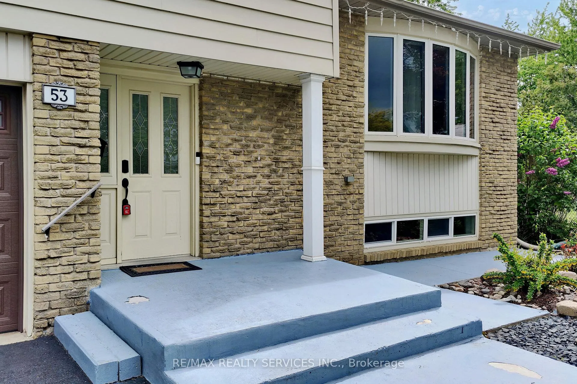 Photo 8 of 53 Geneva Crescent, Brampton, Northgate — HOMEH