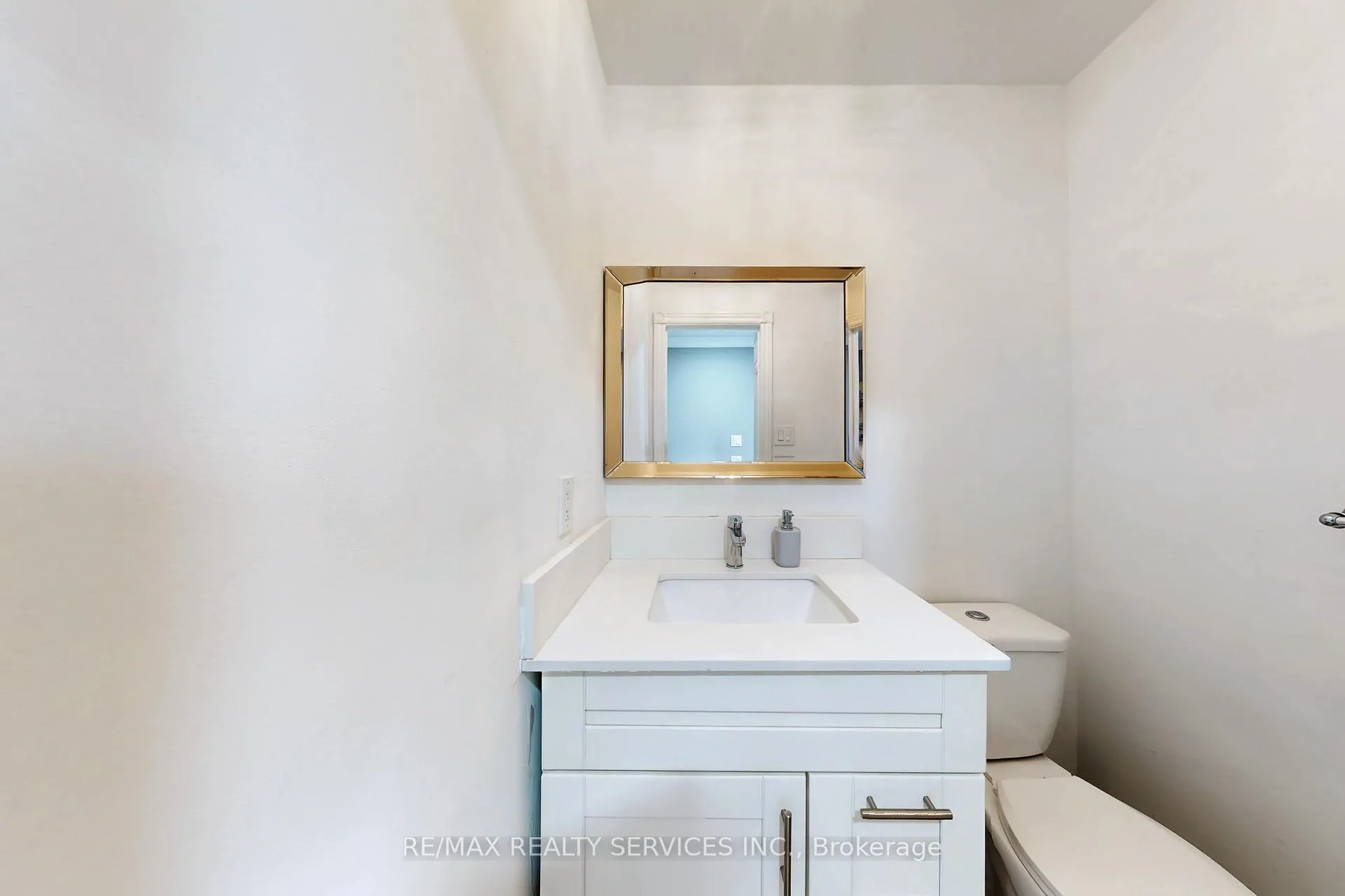 Photo 10 of 53 Geneva Crescent, Brampton, Northgate — HOMEH