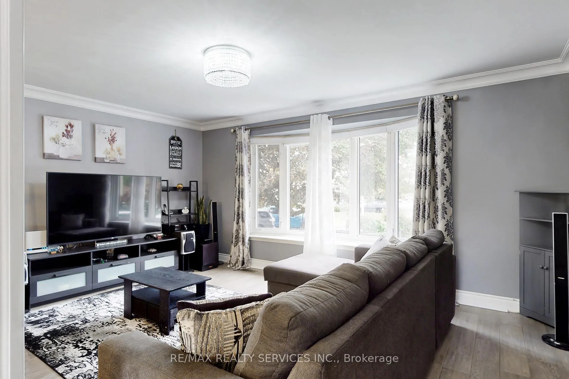 Photo 12 of 53 Geneva Crescent, Brampton, Northgate — HOMEH
