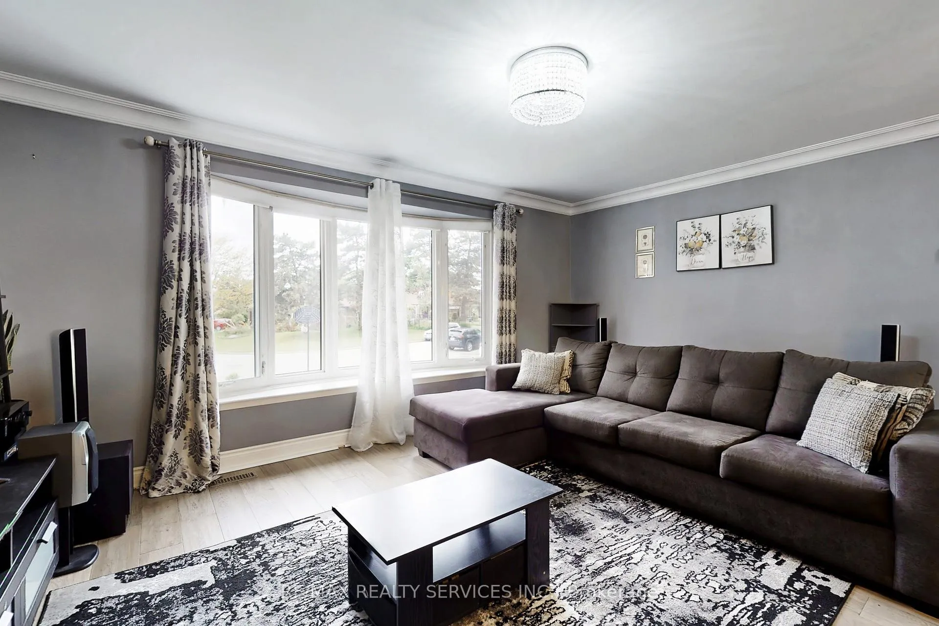 Photo 14 of 53 Geneva Crescent, Brampton, Northgate — HOMEH