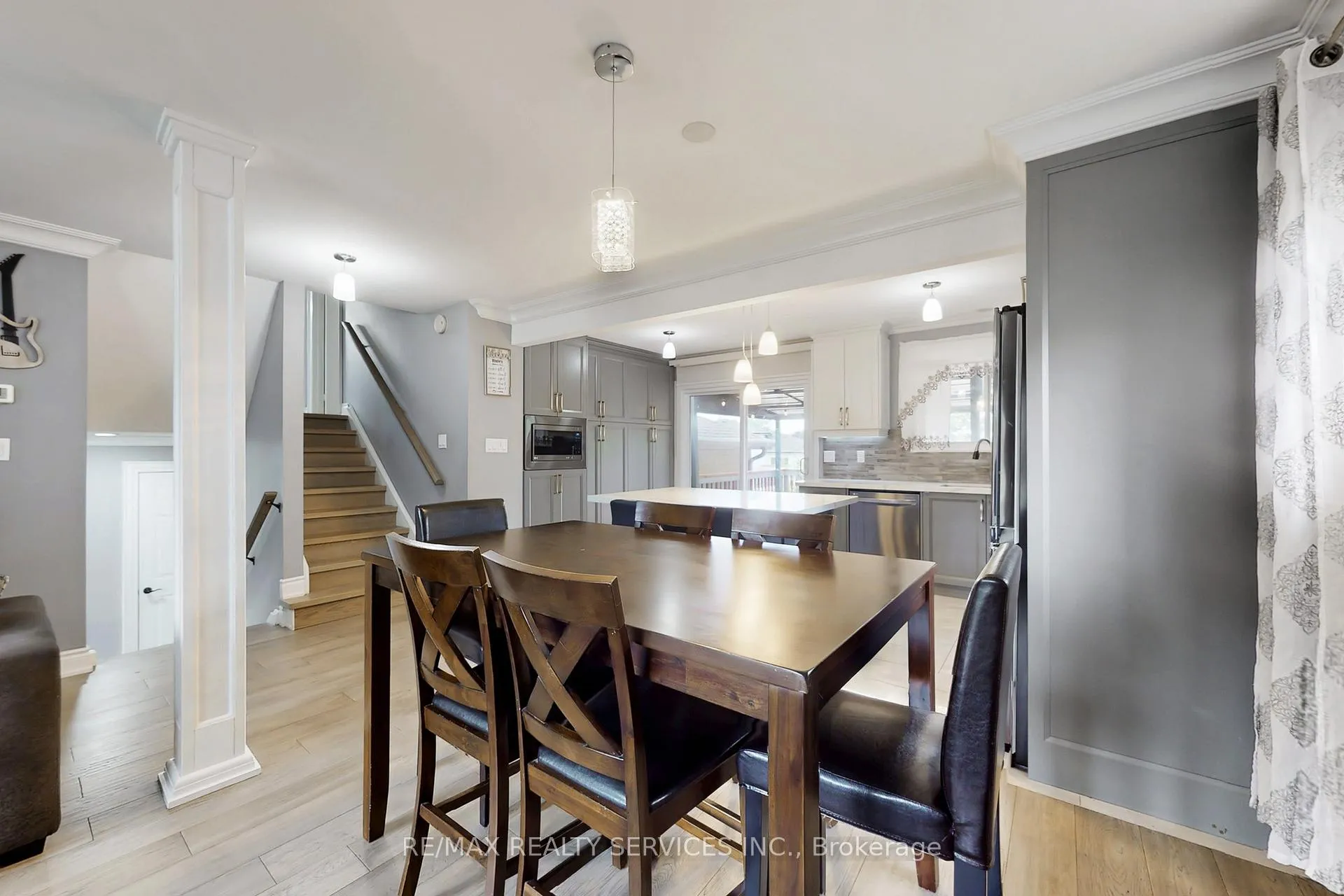Photo 19 of 53 Geneva Crescent, Brampton, Northgate — HOMEH