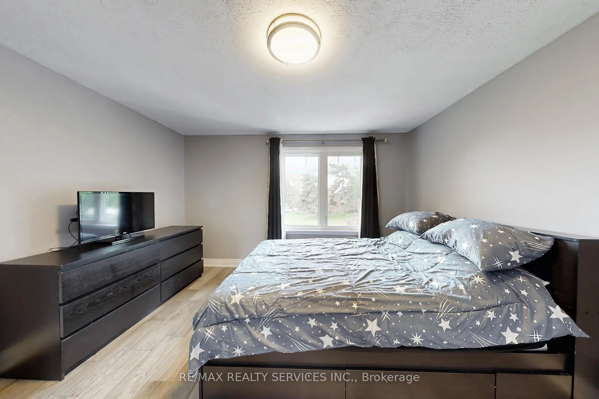 Photo 32 of 53 Geneva Crescent, Brampton, Northgate — HOMEH
