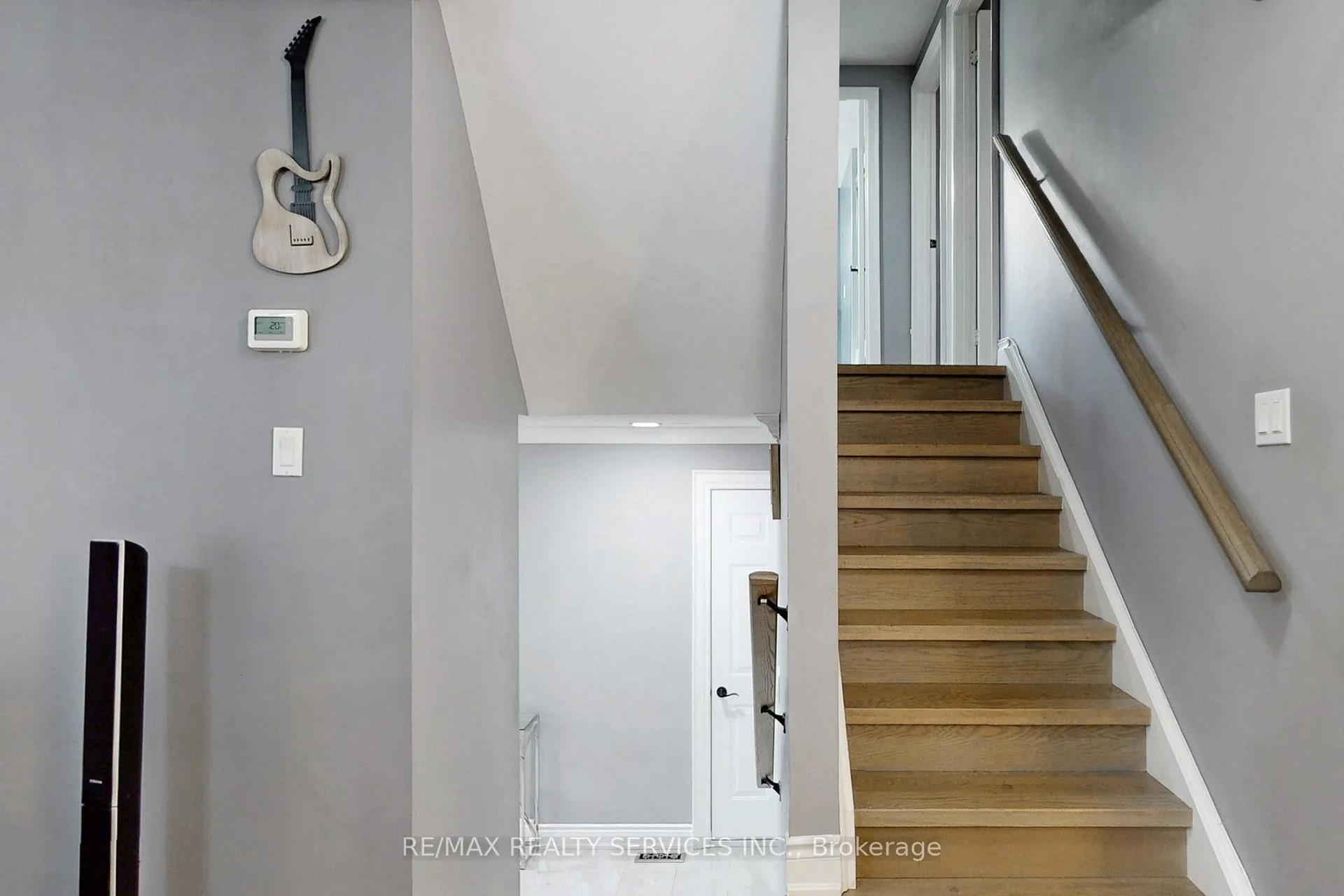 Photo 44 of 53 Geneva Crescent, Brampton, Northgate — HOMEH