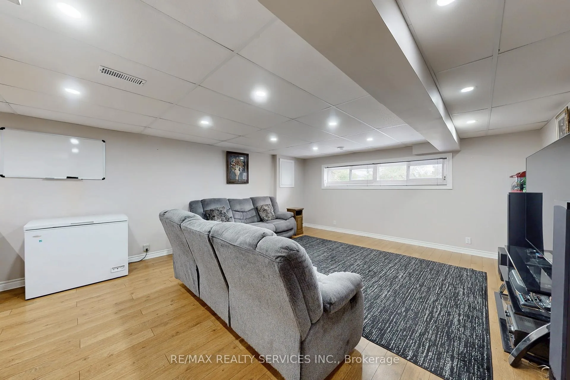 Photo 54 of 53 Geneva Crescent, Brampton, Northgate — HOMEH