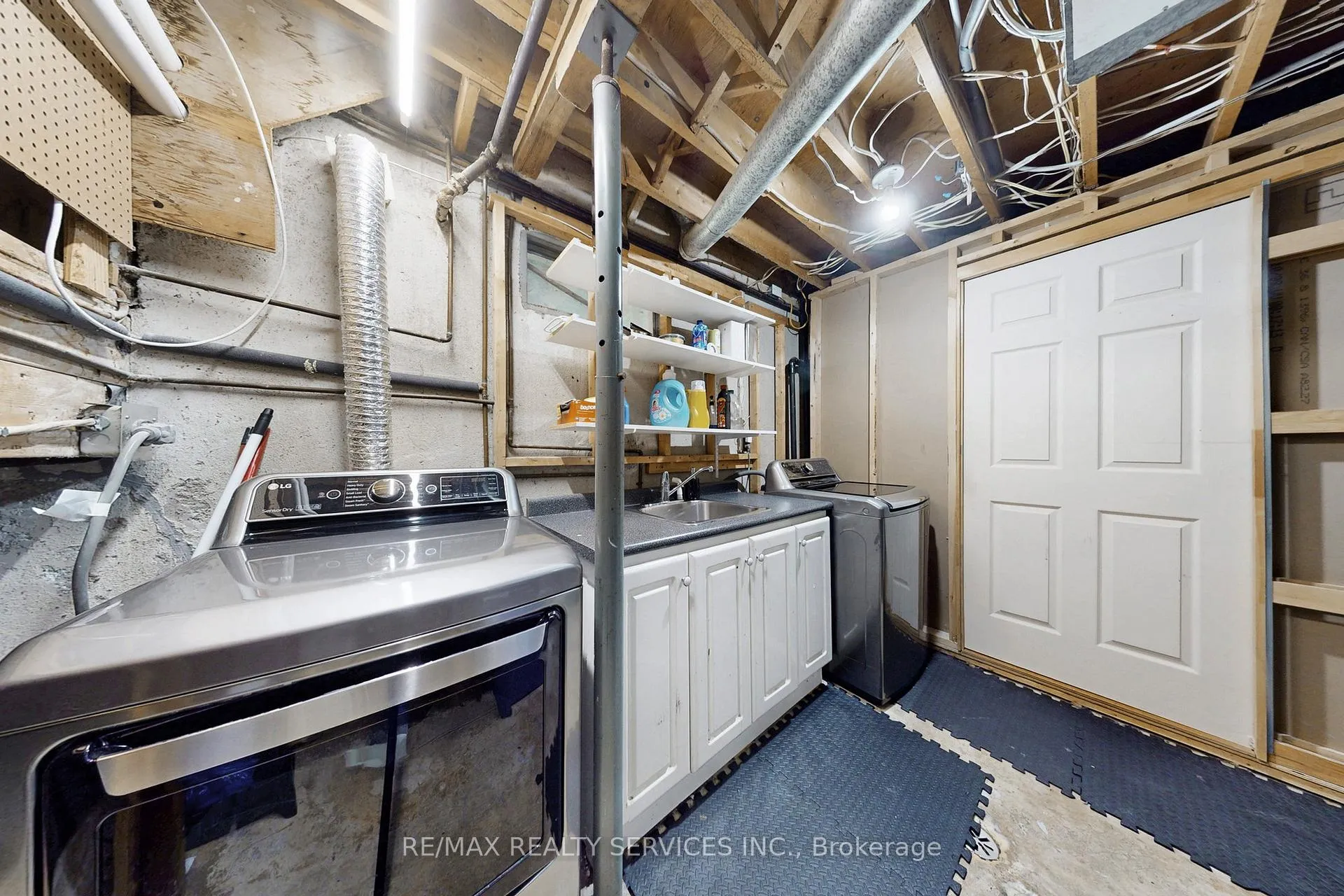 Photo 60 of 53 Geneva Crescent, Brampton, Northgate — HOMEH