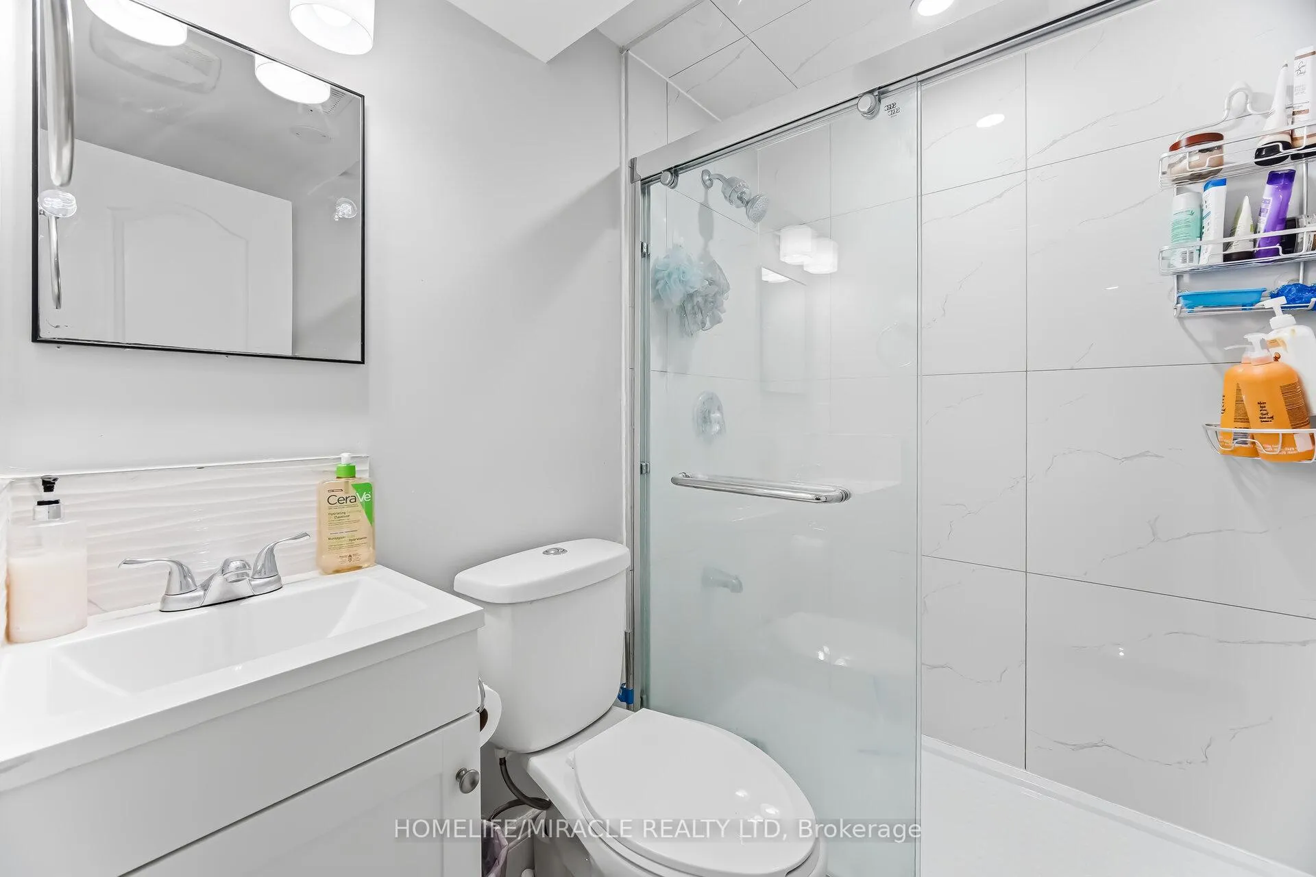 Photo 39 of 60 Trewartha Crescent, Brampton, Heart Lake West — HOMEH
