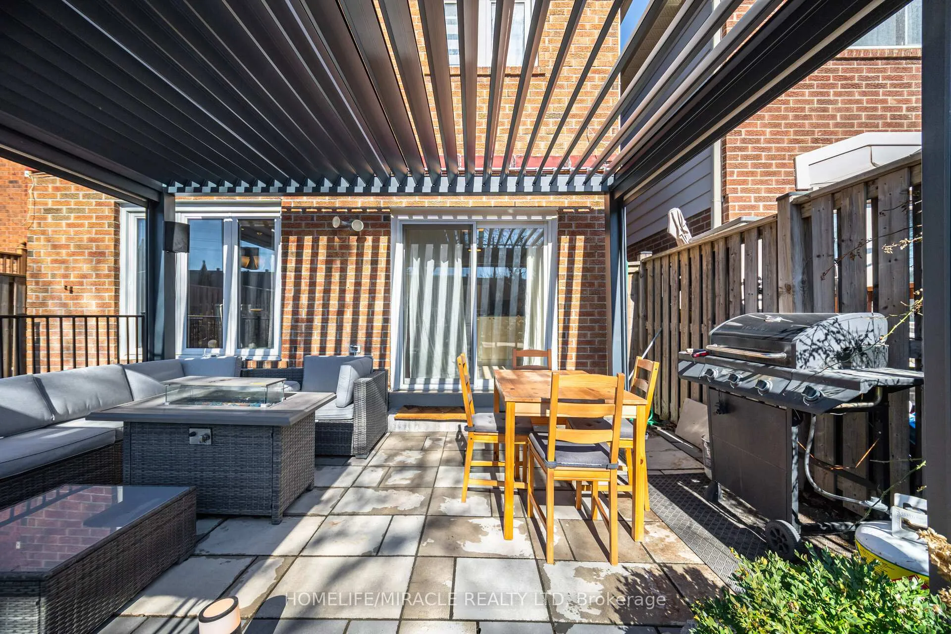 Photo 44 of 60 Trewartha Crescent, Brampton, Heart Lake West — HOMEH