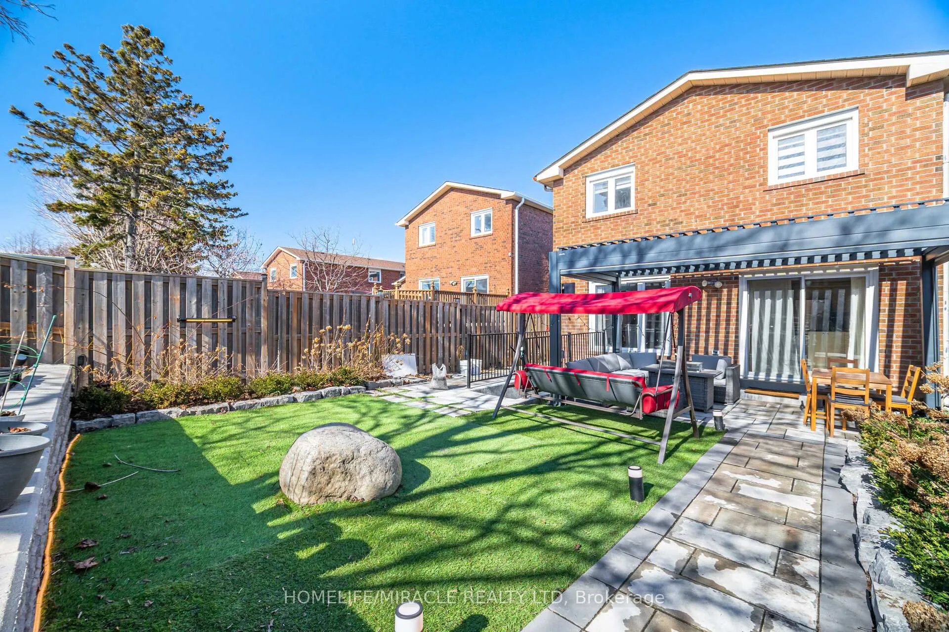 Photo 46 of 60 Trewartha Crescent, Brampton, Heart Lake West — HOMEH