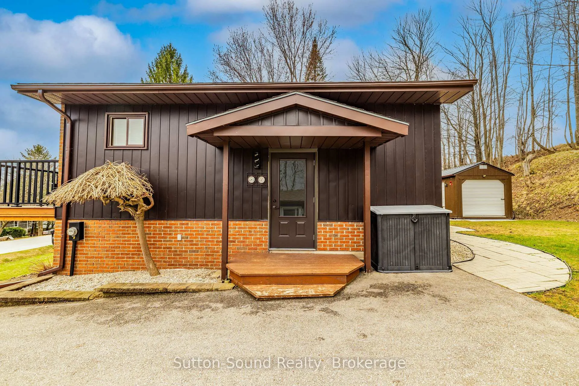 Photo 4 of 138 Macintosh Drive, Georgian Bluffs — HOMEH