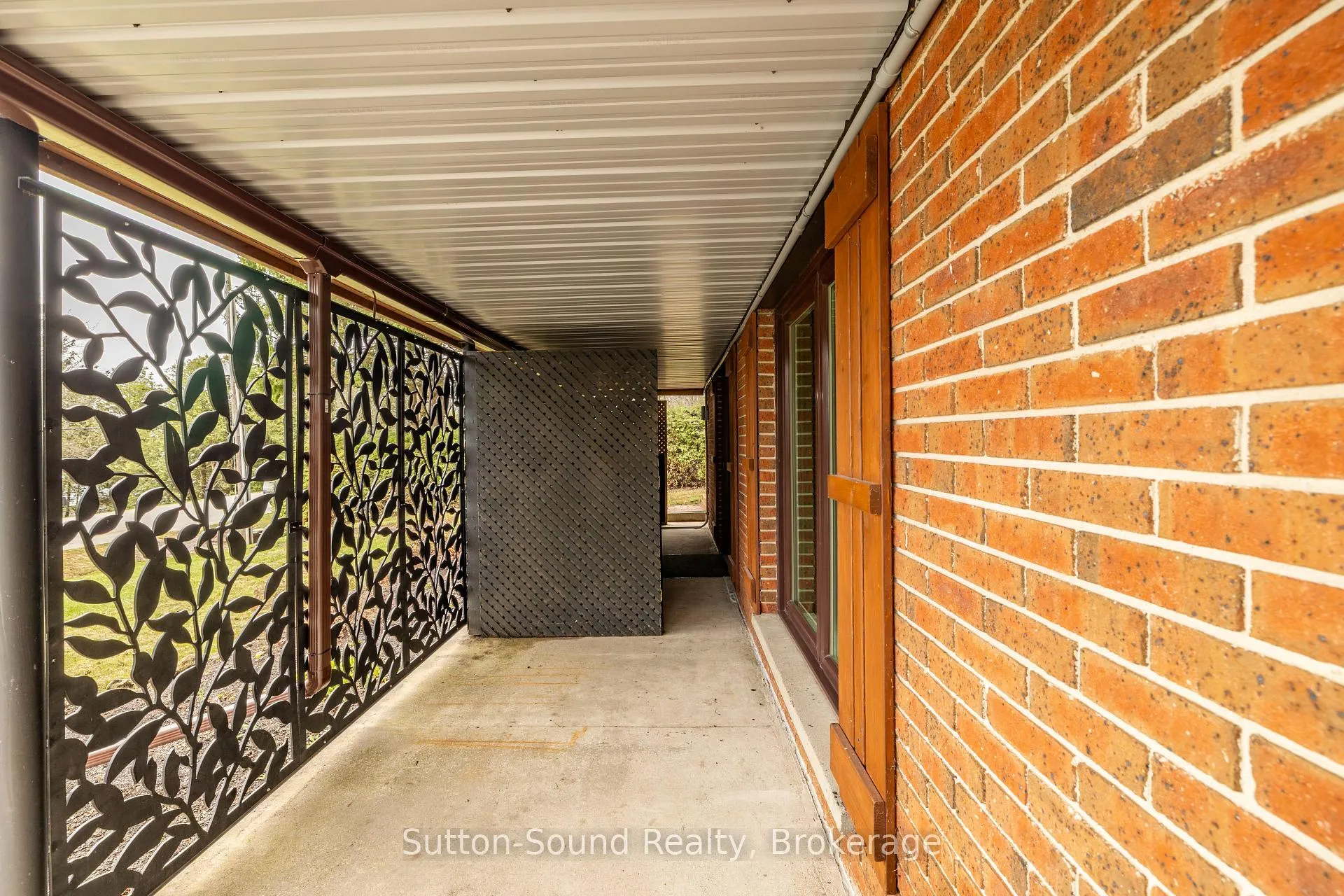 Photo 33 of 138 Macintosh Drive, Georgian Bluffs — HOMEH