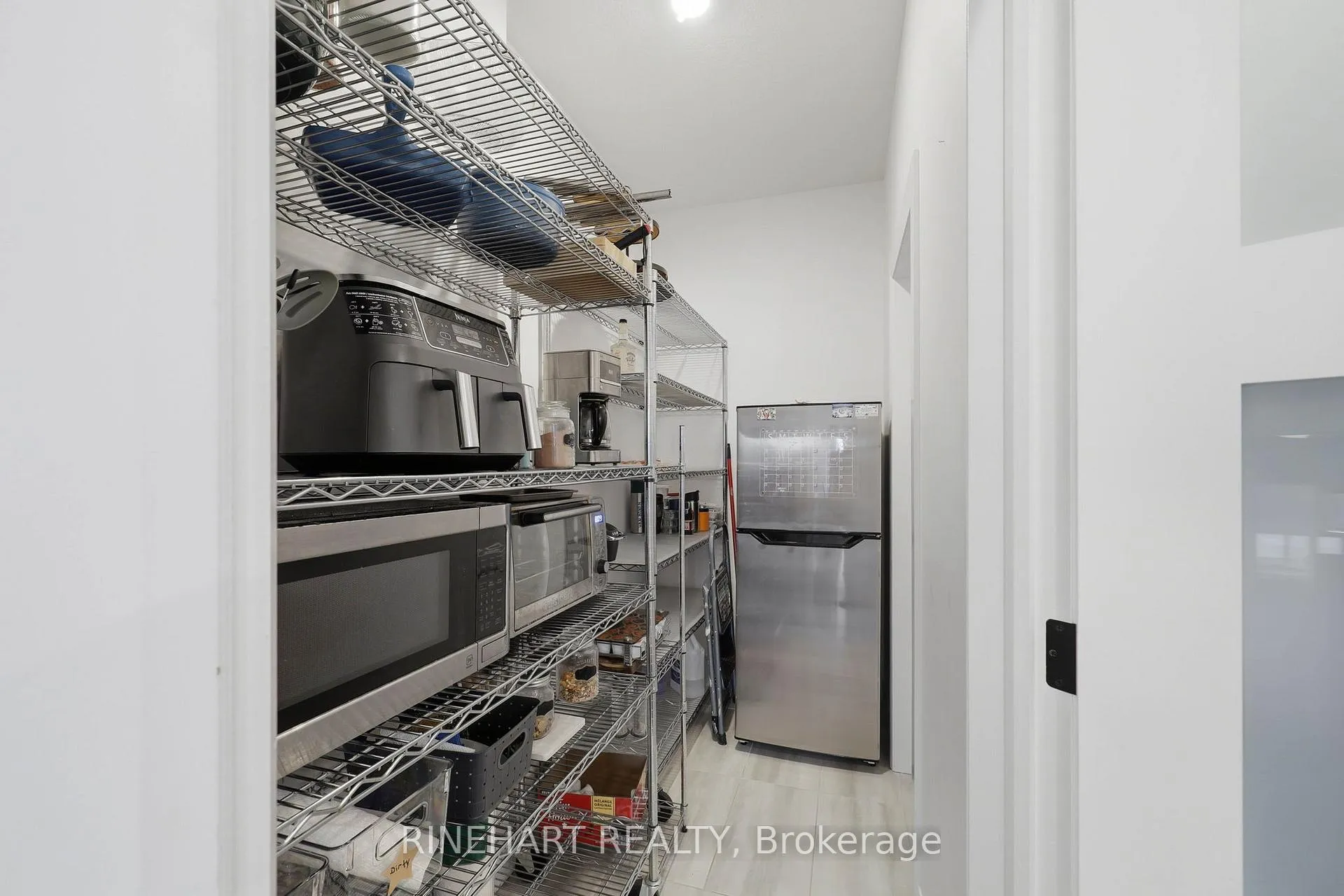 Photo 15 of 53 McNeil Street, Strathroy-Caradoc, Mount Brydges — HOMEH