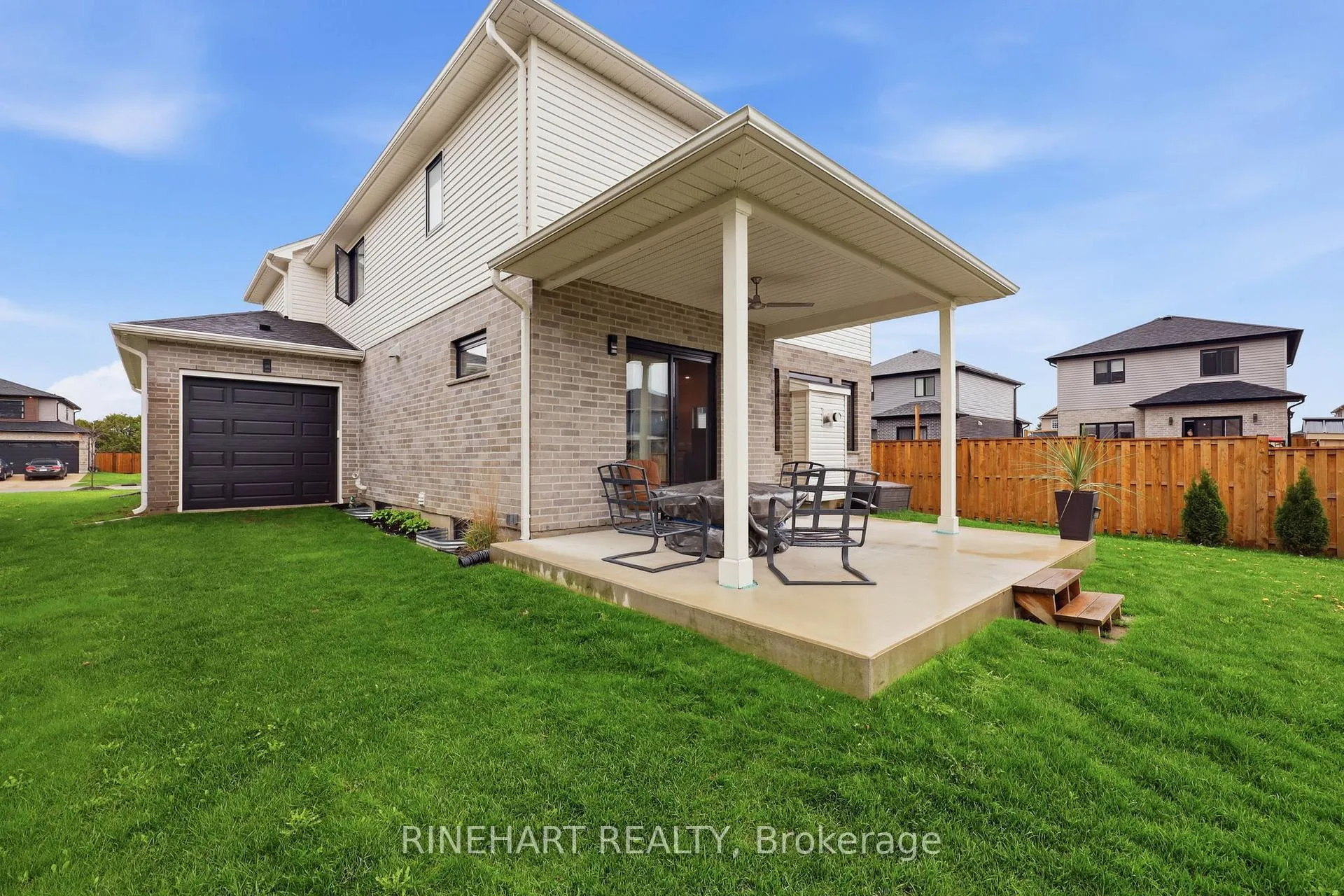 Photo 40 of 53 McNeil Street, Strathroy-Caradoc, Mount Brydges — HOMEH