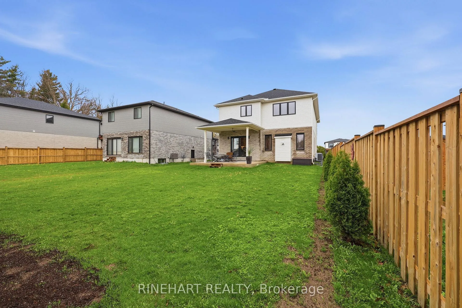 Photo 42 of 53 McNeil Street, Strathroy-Caradoc, Mount Brydges — HOMEH