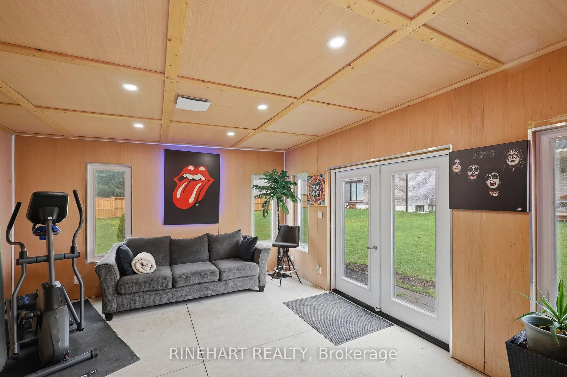 Photo 44 of 53 McNeil Street, Strathroy-Caradoc, Mount Brydges — HOMEH