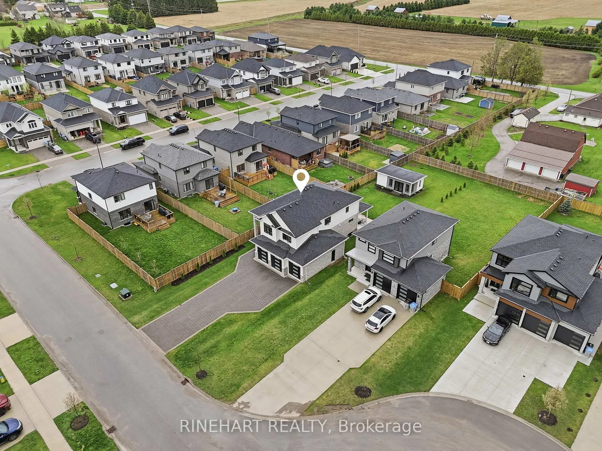 Photo 49 of 53 McNeil Street, Strathroy-Caradoc, Mount Brydges — HOMEH