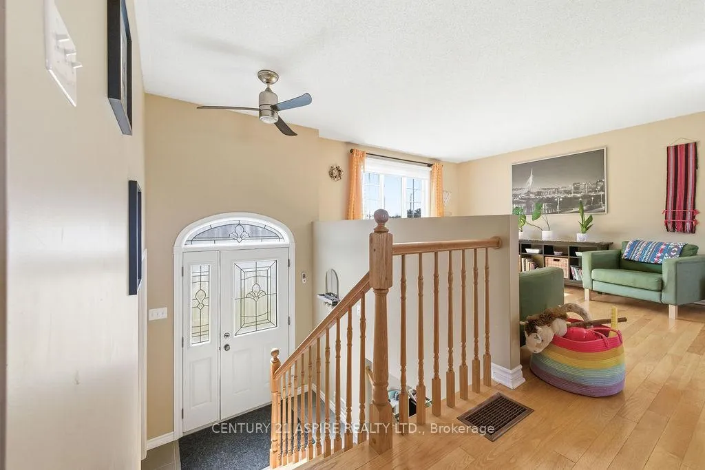 Photo 3 of 64 Spruce Street, Petawawa — HOMEH