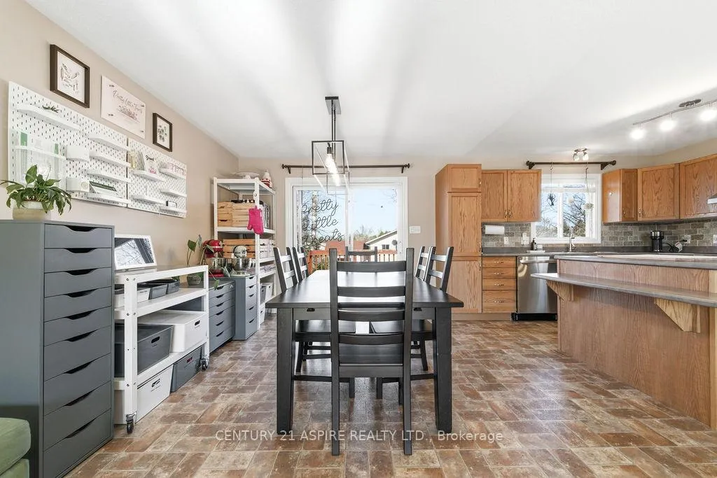 Photo 9 of 64 Spruce Street, Petawawa — HOMEH