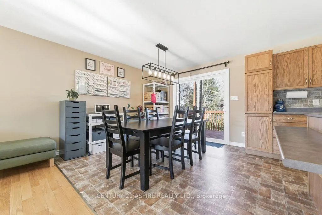 Photo 10 of 64 Spruce Street, Petawawa — HOMEH