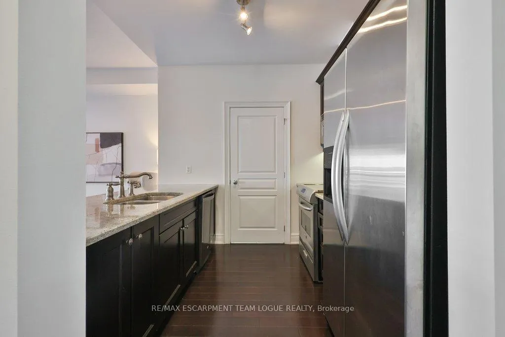 Photo 11 of Unit 102, 5070 Fairview Street, Burlington, Appleby — HOMEH