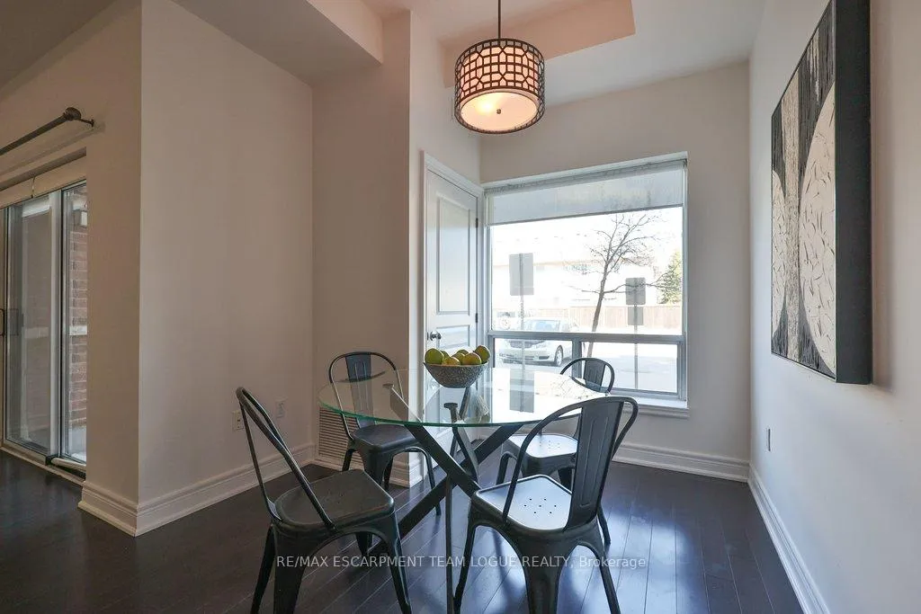 Photo 22 of Unit 102, 5070 Fairview Street, Burlington, Appleby — HOMEH