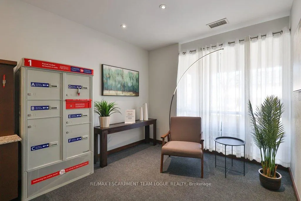 Photo 40 of Unit 102, 5070 Fairview Street, Burlington, Appleby — HOMEH