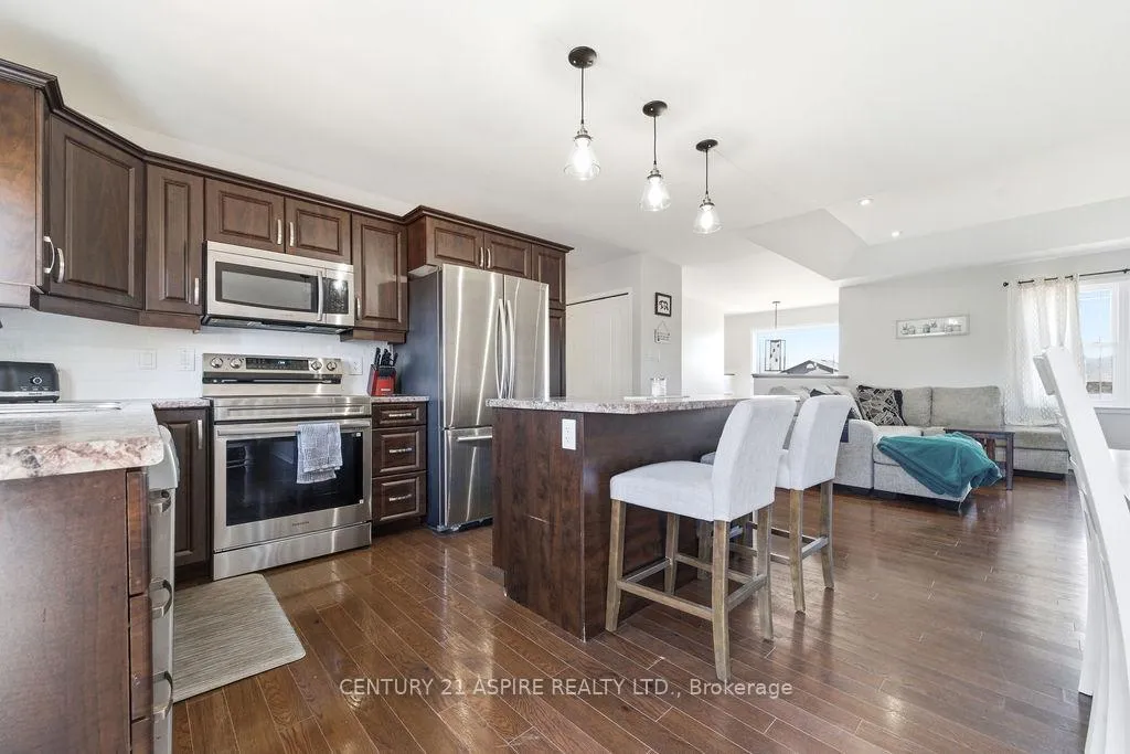 Photo 13 of 1015 Riverstone Trail, Petawawa — HOMEH