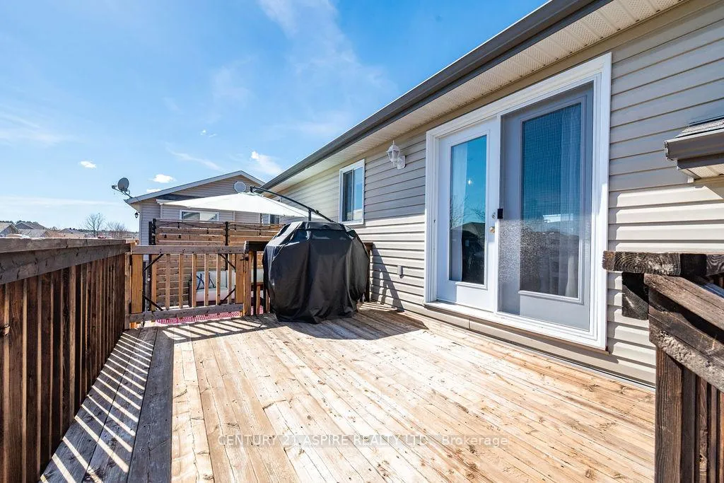 Photo 41 of 1015 Riverstone Trail, Petawawa — HOMEH