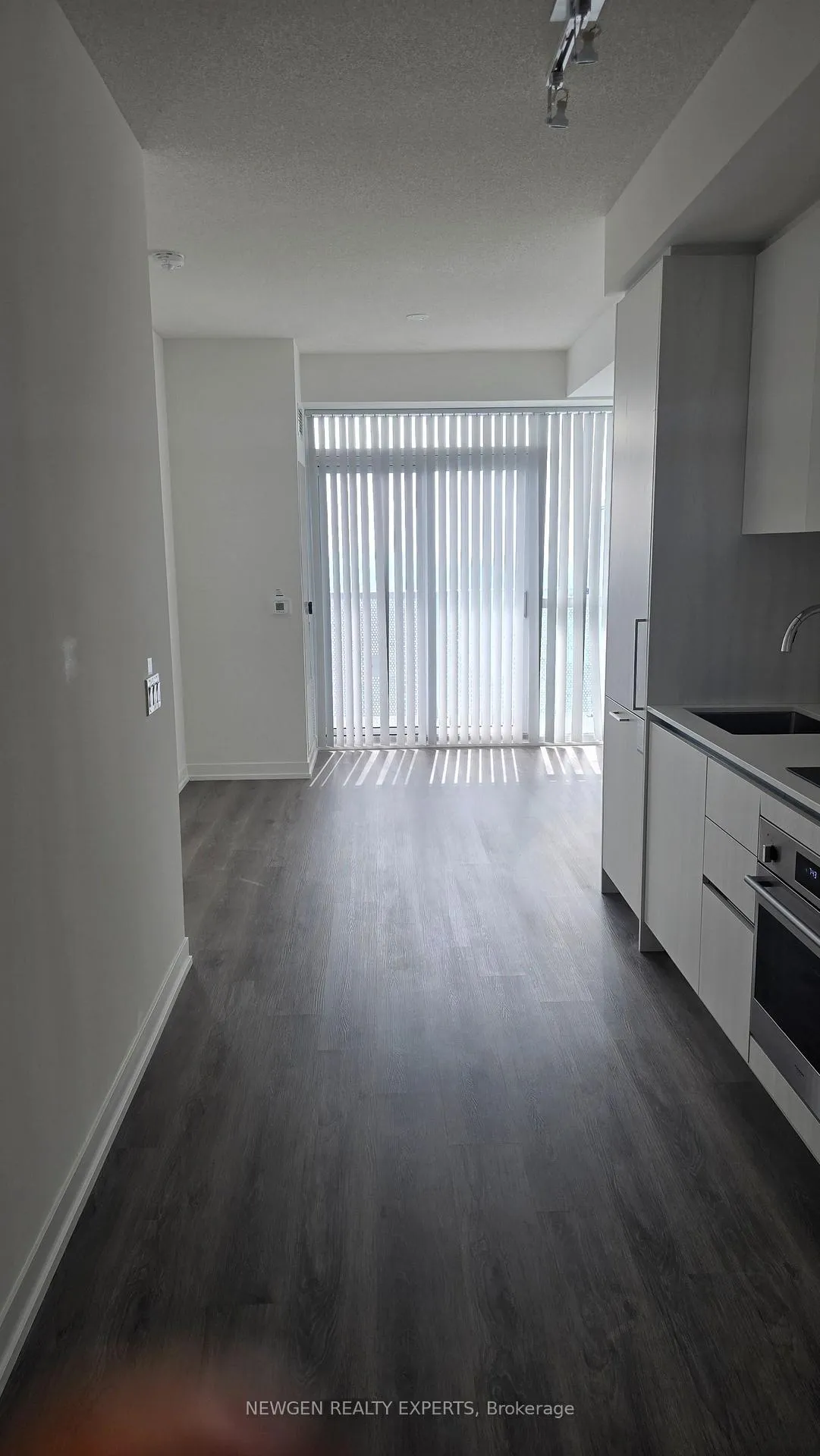 Photo 2 of Unit 4308, 225 Commerce Street, Vaughan, Vaughan Corporate Centre — HOMEH
