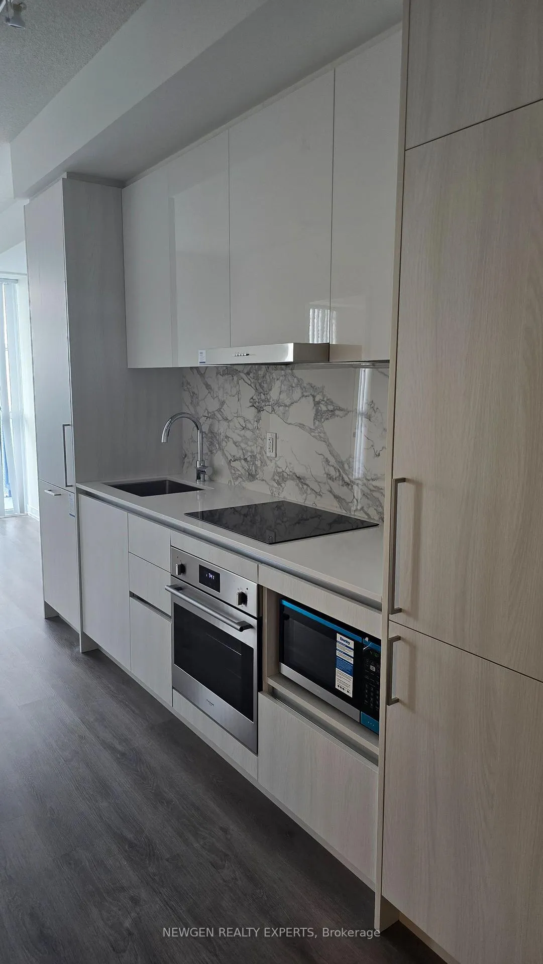 Photo 3 of Unit 4308, 225 Commerce Street, Vaughan, Vaughan Corporate Centre — HOMEH