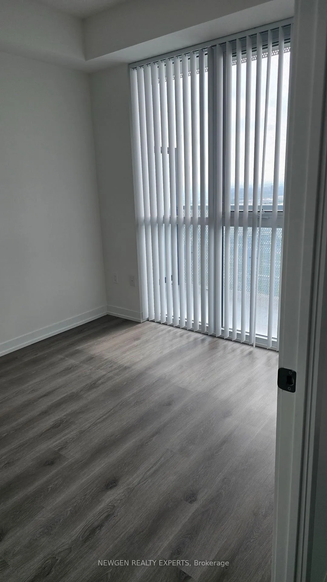 Photo 7 of Unit 4308, 225 Commerce Street, Vaughan, Vaughan Corporate Centre — HOMEH