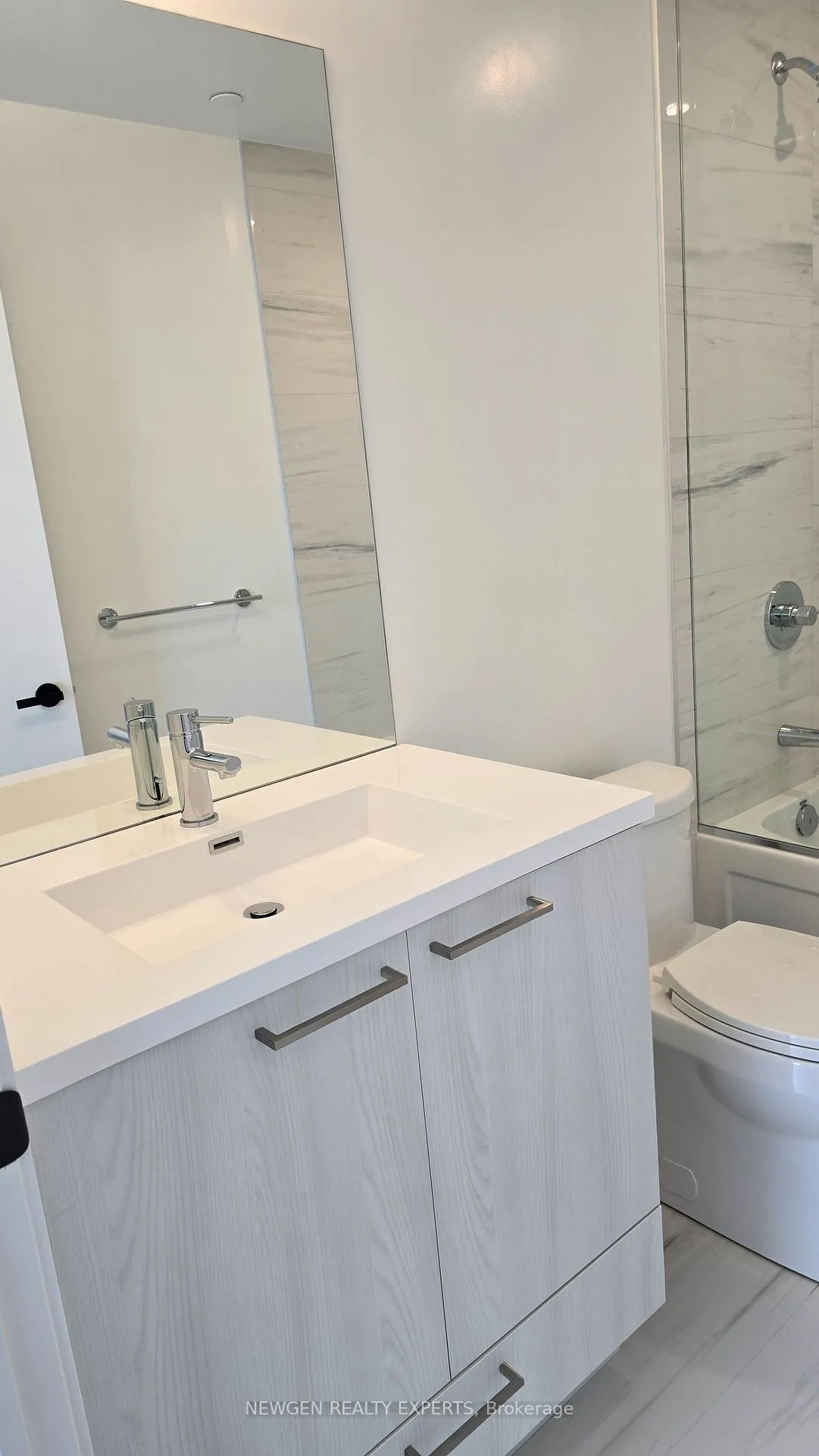 Photo 11 of Unit 4308, 225 Commerce Street, Vaughan, Vaughan Corporate Centre — HOMEH
