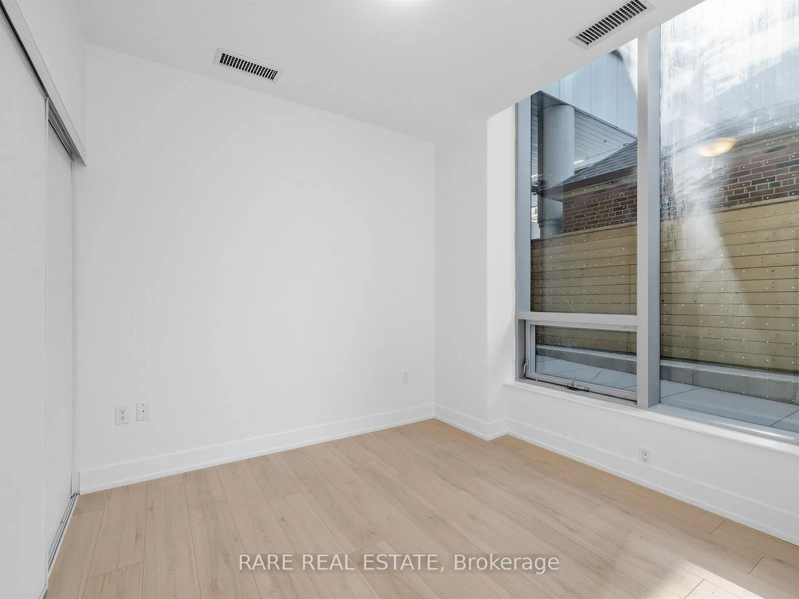 Photo 11 of Unit 105, 99 Broadway Avenue, Toronto, Mount Pleasant West — HOMEH