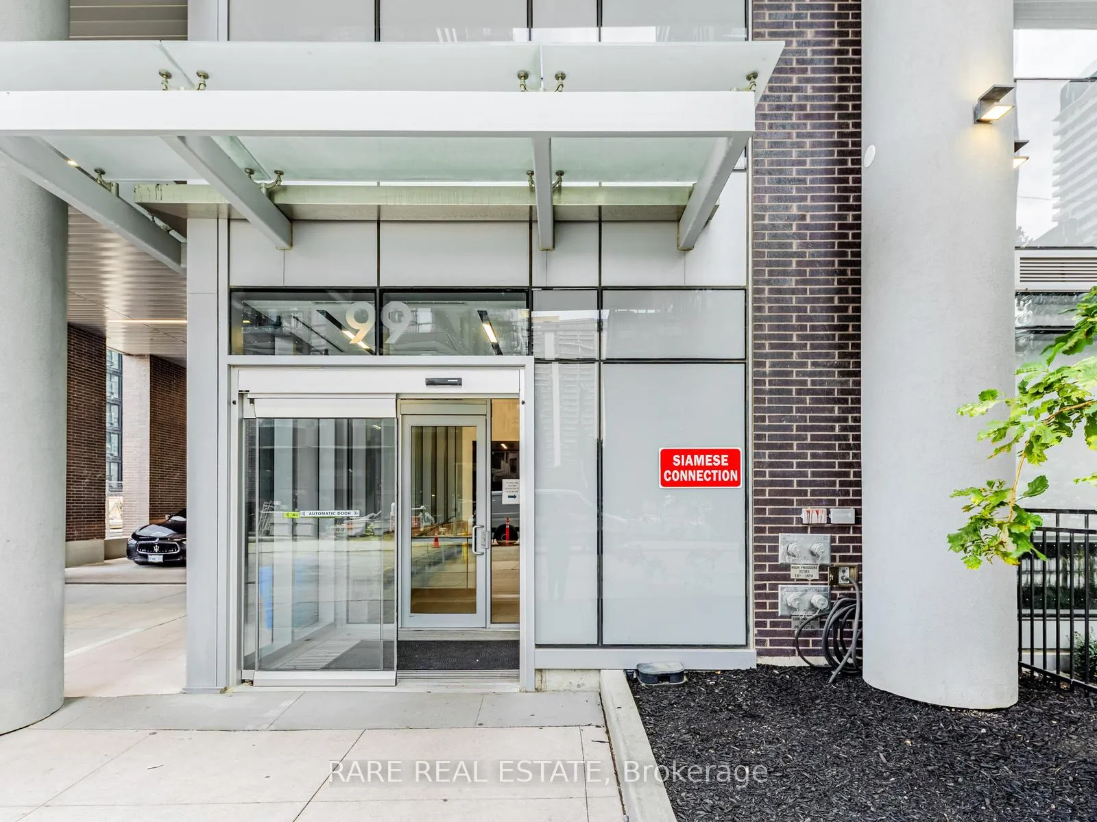 Photo 20 of Unit 105, 99 Broadway Avenue, Toronto, Mount Pleasant West — HOMEH
