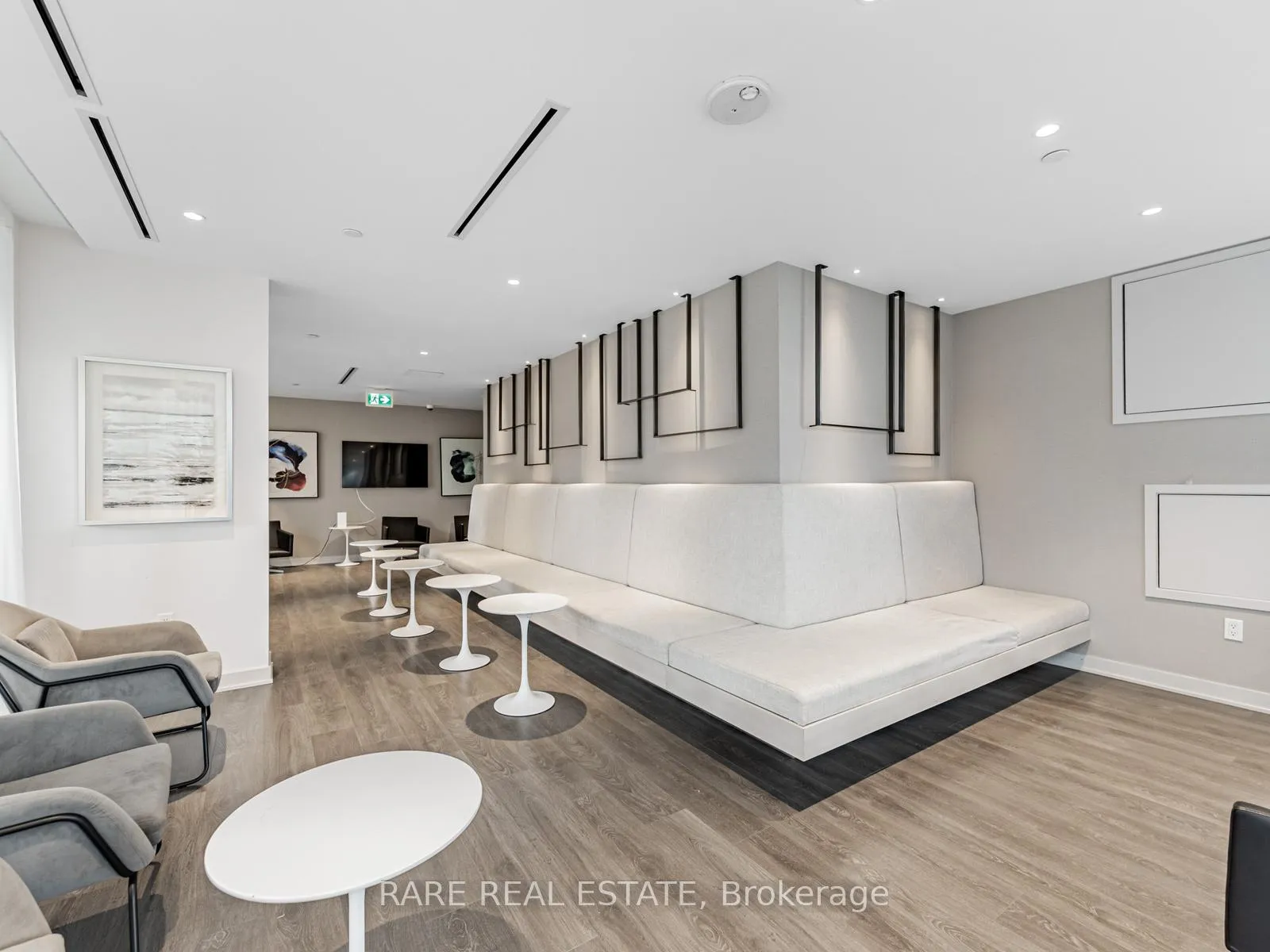 Photo 21 of Unit 105, 99 Broadway Avenue, Toronto, Mount Pleasant West — HOMEH