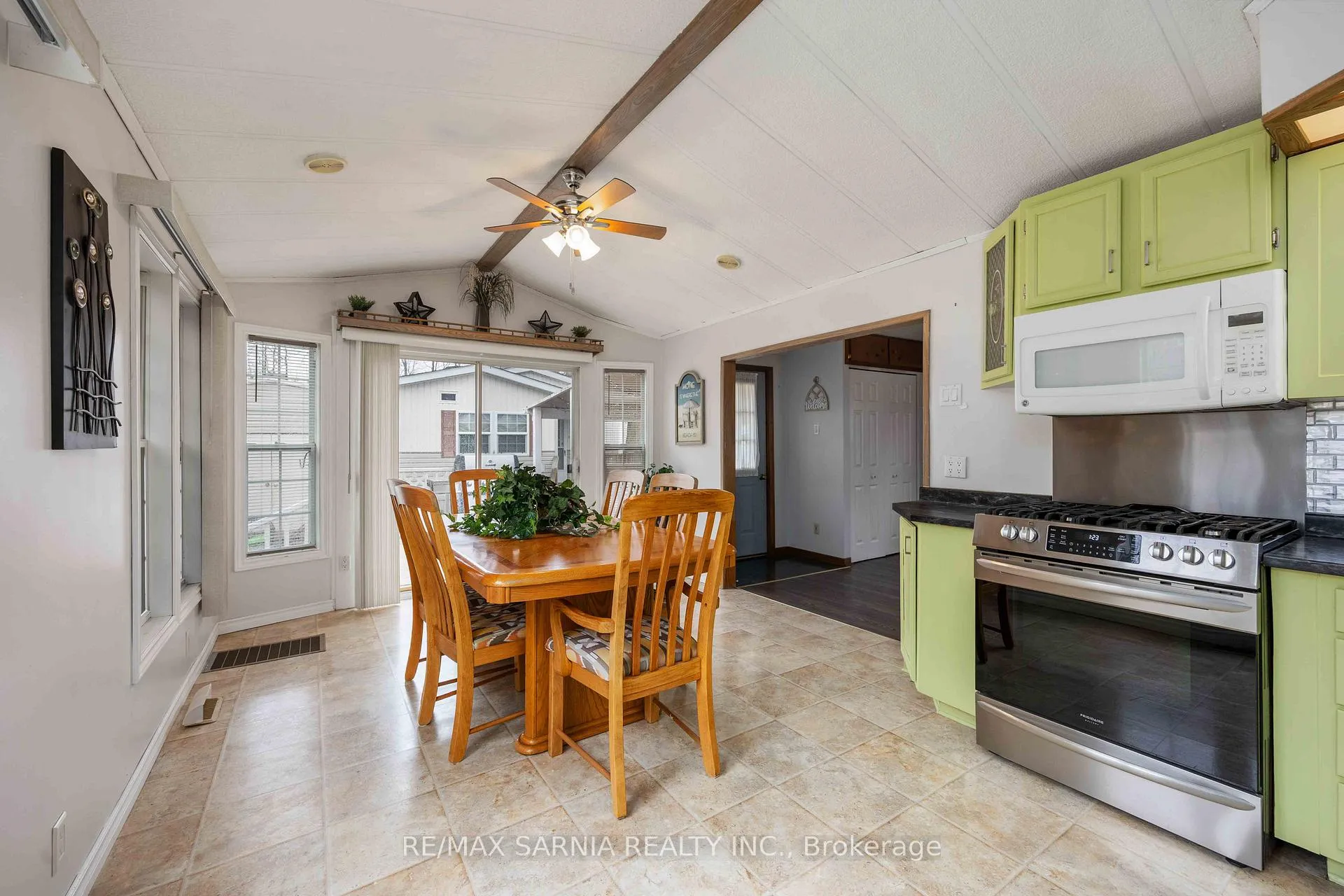 Photo 12 of Unit A42, 4895 Lakeshore Road, Plympton-Wyoming, Plympton Wyoming — HOMEH