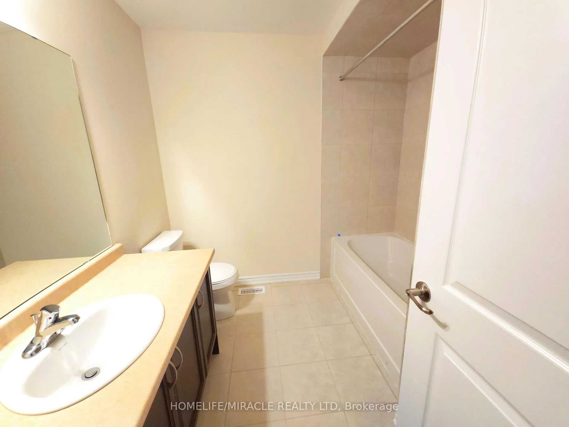 Photo 18 of 15 Copeman Avenue, Brantford — HOMEH
