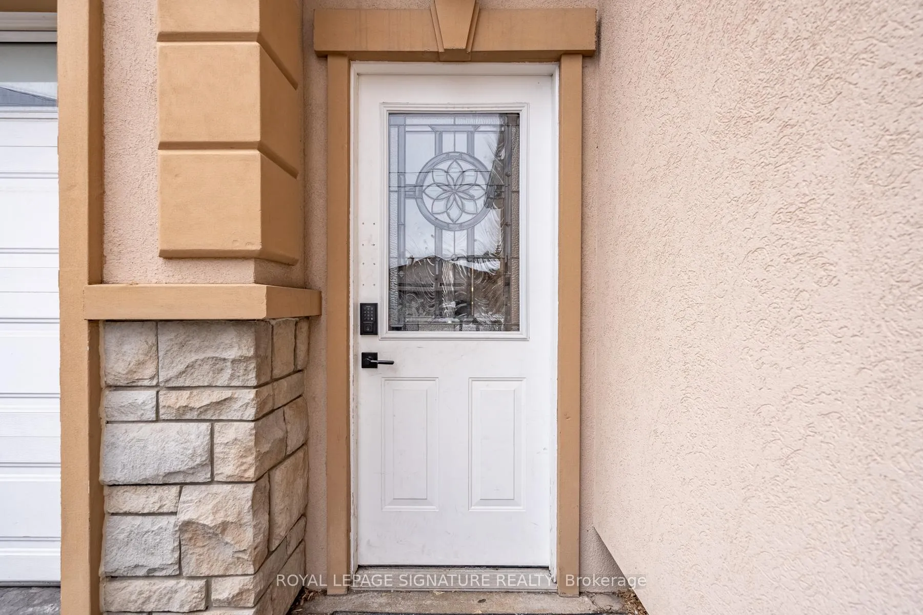 Photo 2 of Unit BMST, 96 Charlotte Avenue, Hamilton, Rosedale — HOMEH