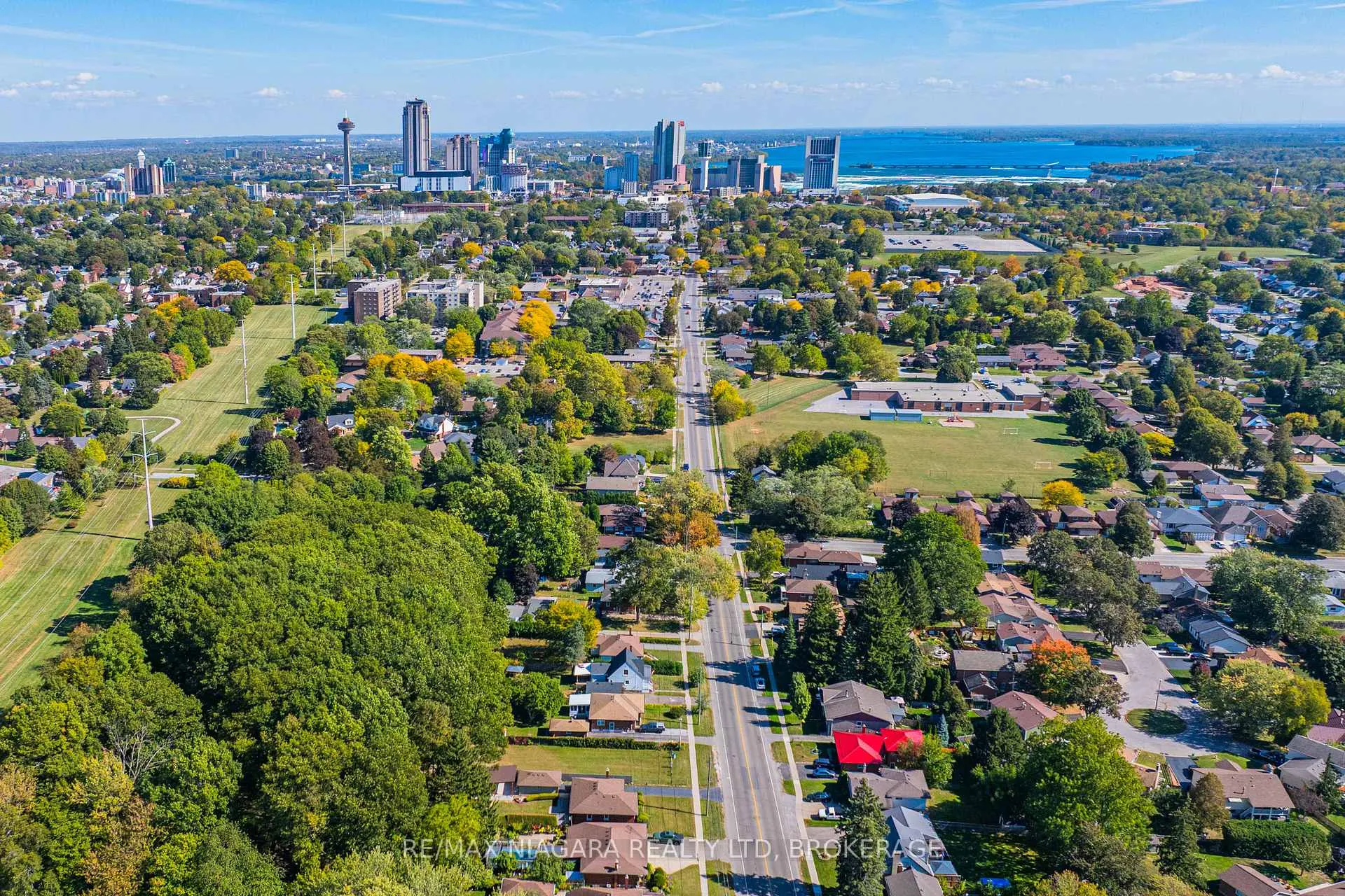 Photo 24 of 6589 Dunn Street, Niagara Falls, Dorchester — HOMEH