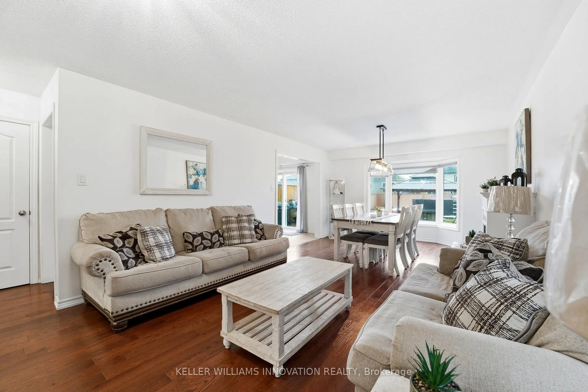 Photo 2 of 420 Armstrong Street W, North Perth, Listowel — HOMEH