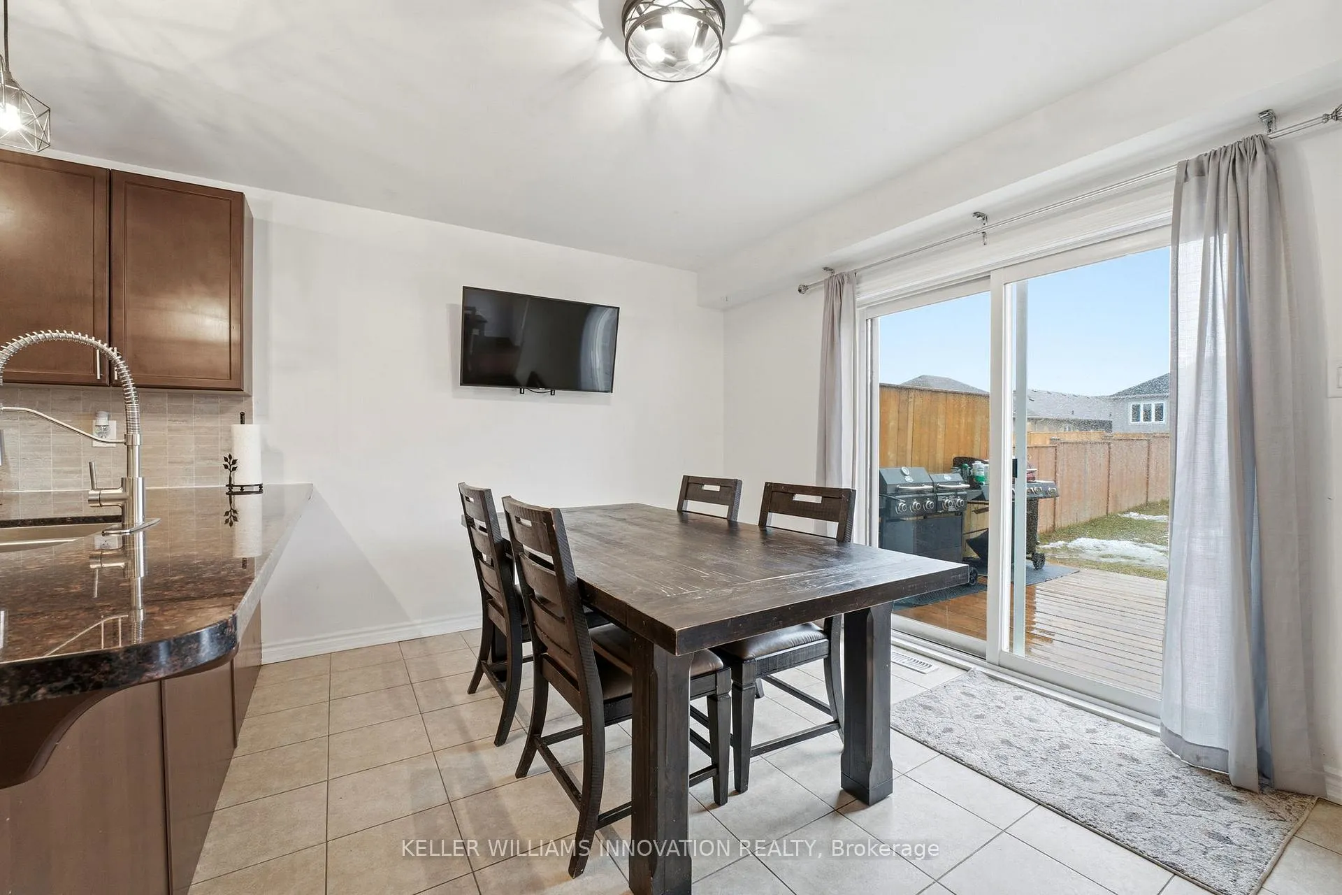 Photo 13 of 420 Armstrong Street W, North Perth, Listowel — HOMEH