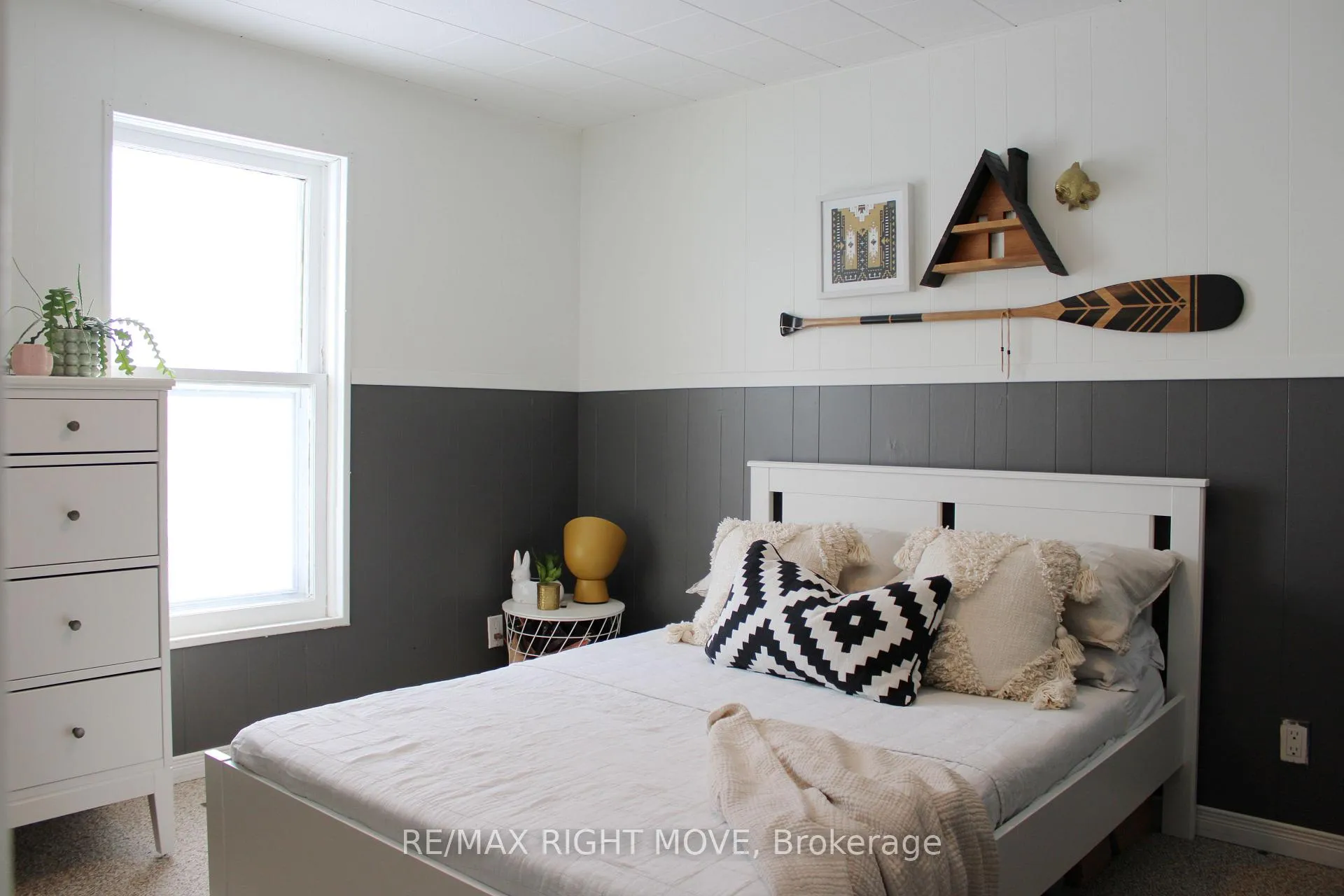 Photo 11 of 144 Cedar Street, Orillia — HOMEH