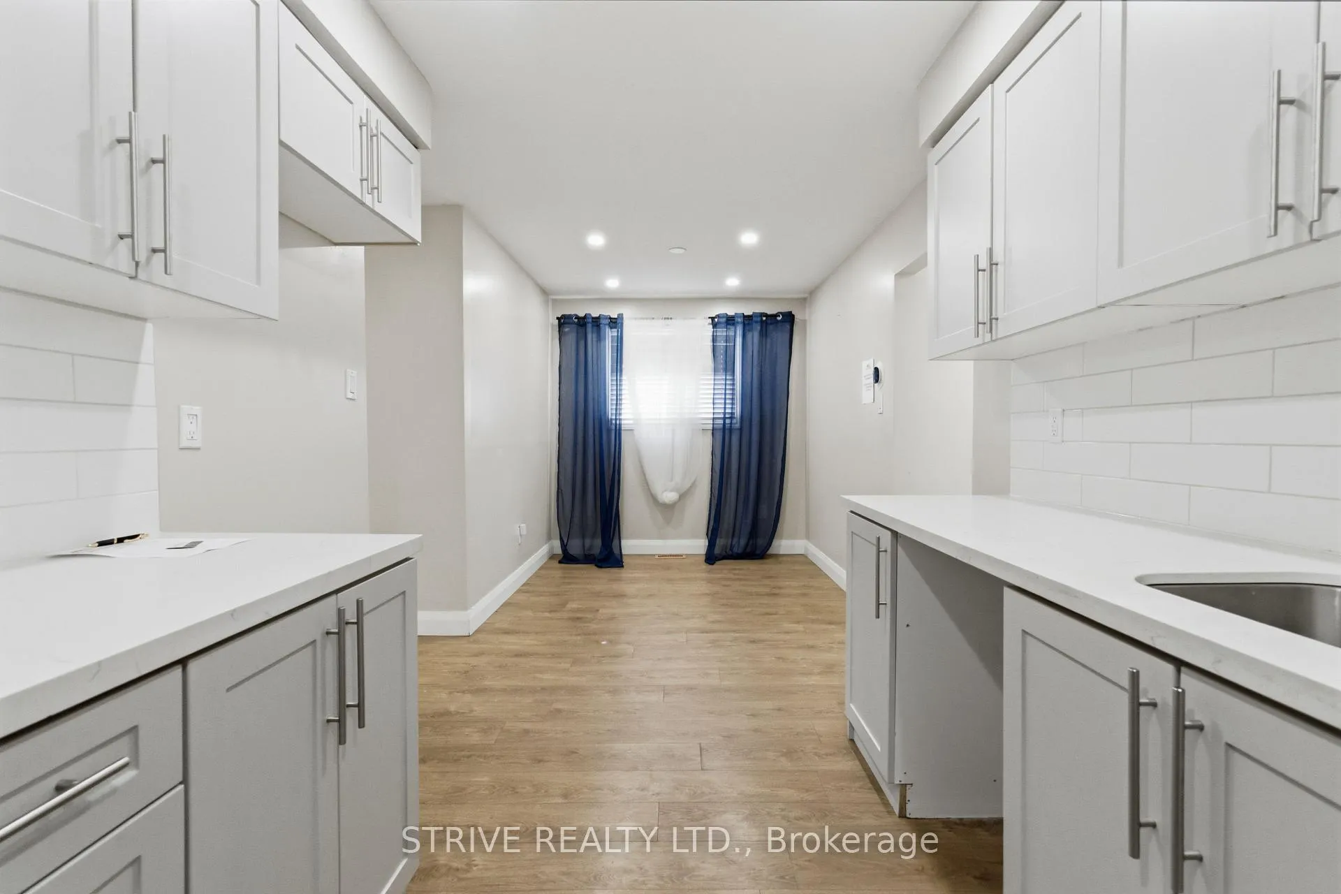 Photo 7 of 290 Lakeview Park Avenue, Oshawa, Lakeview — HOMEH