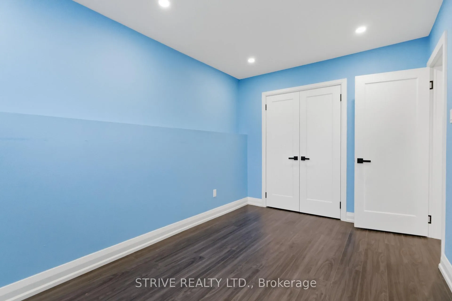 Photo 11 of 290 Lakeview Park Avenue, Oshawa, Lakeview — HOMEH