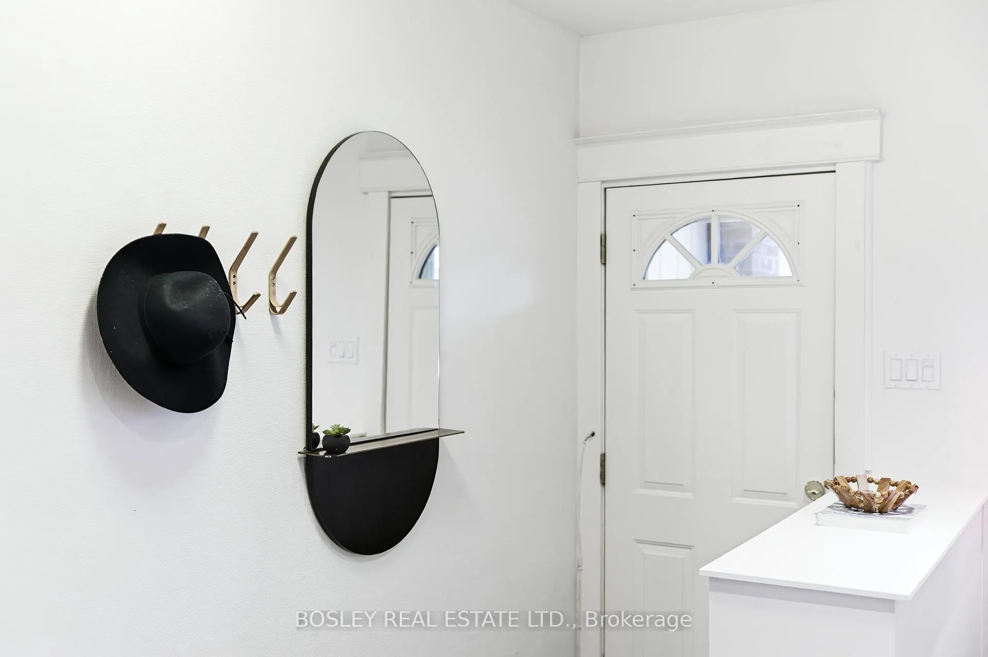 Photo 4 of 92 Glebemount Avenue, Toronto, Danforth — HOMEH
