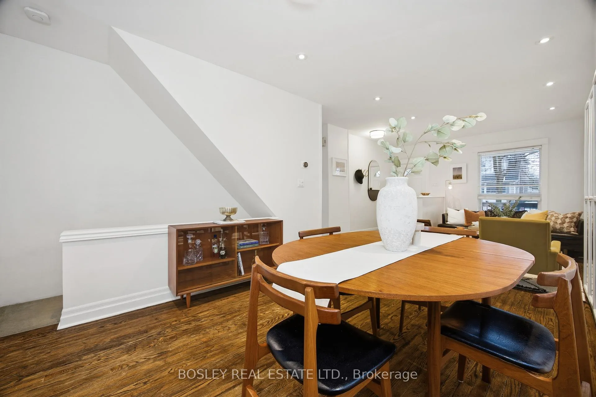 Photo 11 of 92 Glebemount Avenue, Toronto, Danforth — HOMEH
