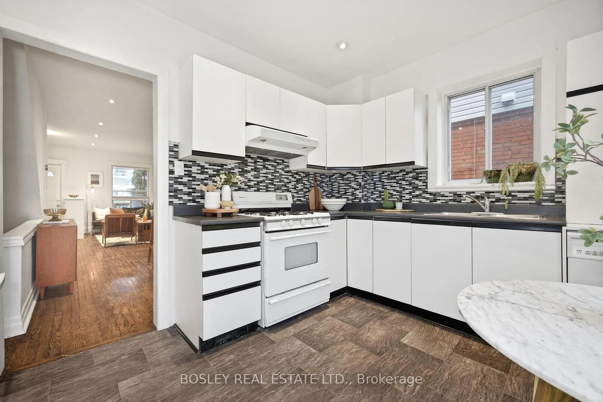 Photo 13 of 92 Glebemount Avenue, Toronto, Danforth — HOMEH