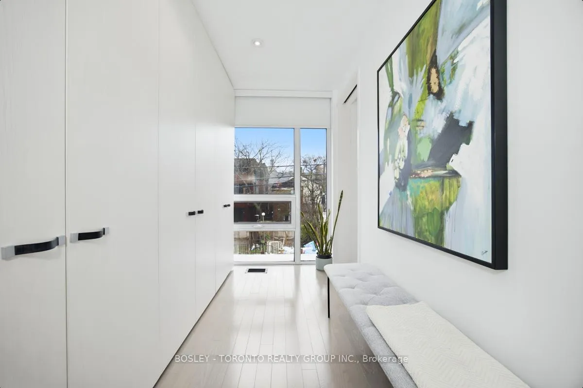 Photo 25 of 10 Loretto Lane, Toronto, University — HOMEH